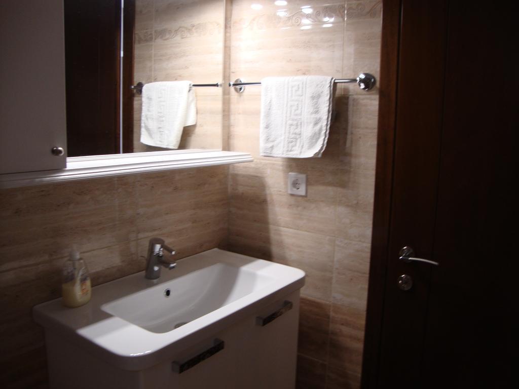 Fantasia Apartment Lakones Ngoại thất bức ảnh